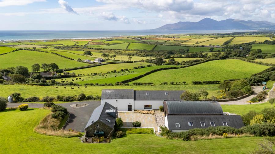 4 Scollogs Hill Road, tyrella downpatrick, county down, BT30 8TB