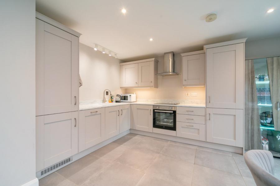 Apartment 1, 21B Wellington Park Terrace