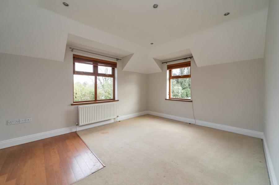 7 Gowan Meadows