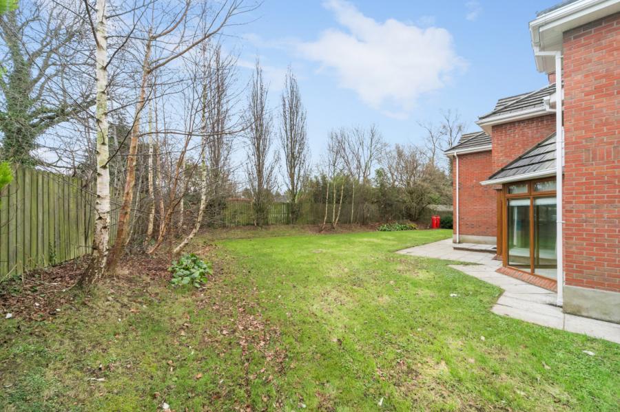 7 Gowan Meadows