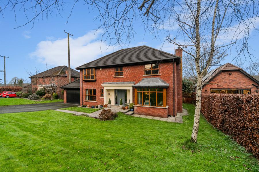 8 Shelling Hill, lisburn, county down, BT27 5NZ