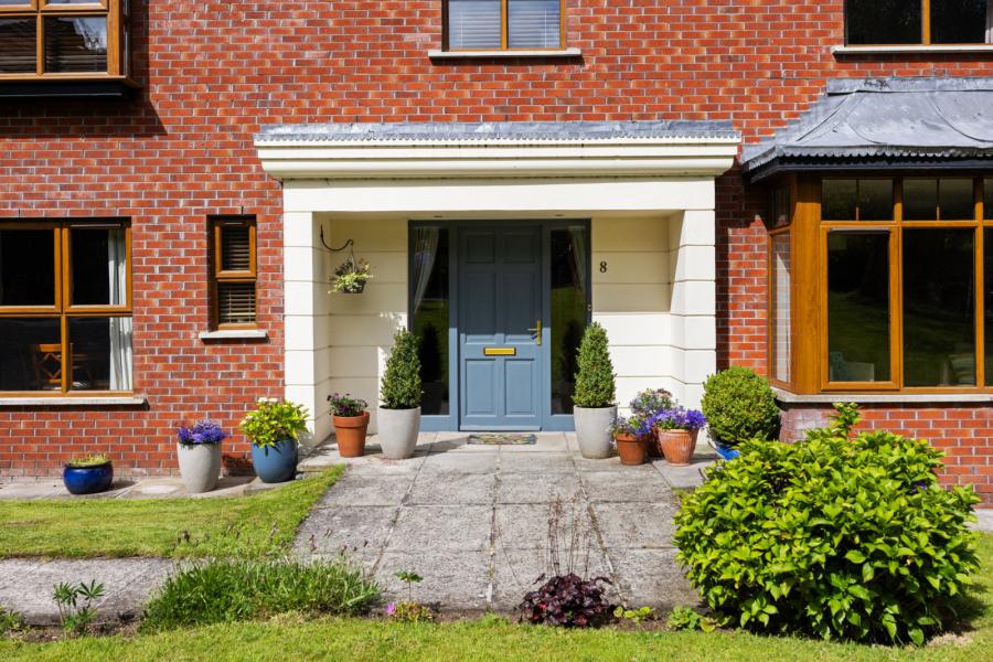 8 Shelling Hill