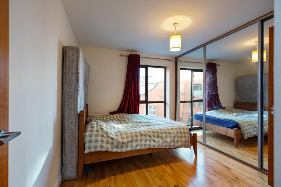 N5 Central Park, 33 Alfred Street