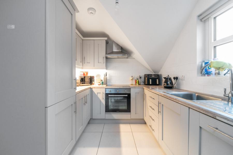 Apartment 6 Locksley Mews, 114 Upper Lisburn Road