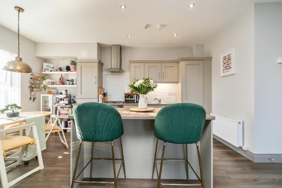 Apartment 8, 2 Eaton Park