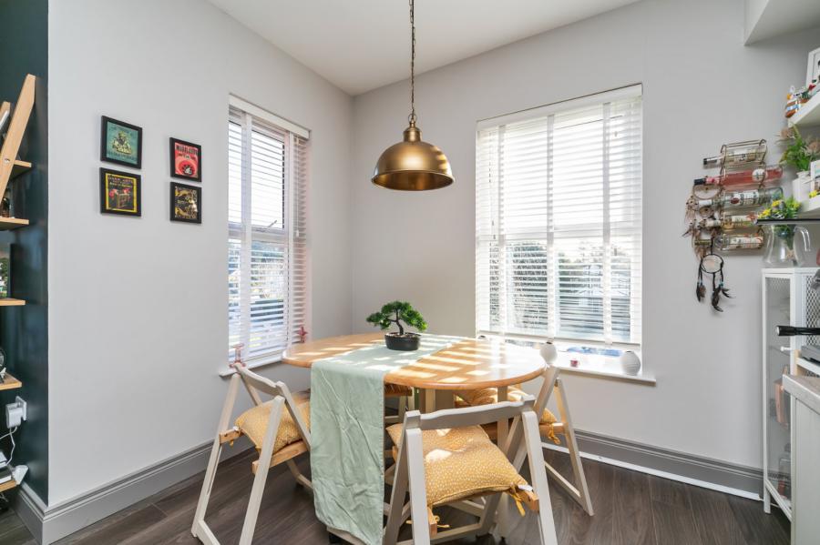 Apartment 8, 2 Eaton Park
