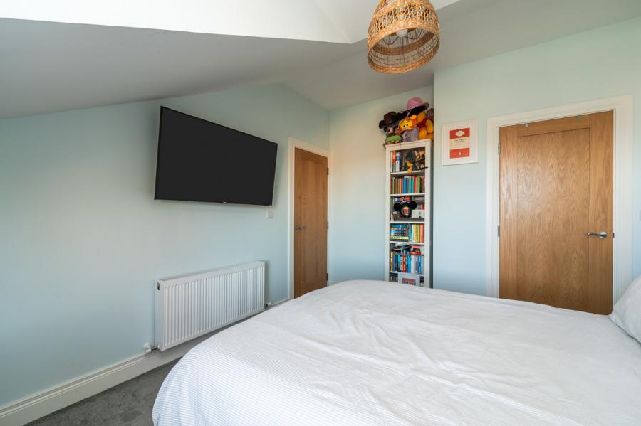 Apartment 8, 2 Eaton Park