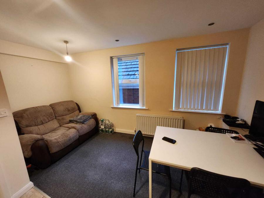 Apartment 7, 190 Albertbridge Road