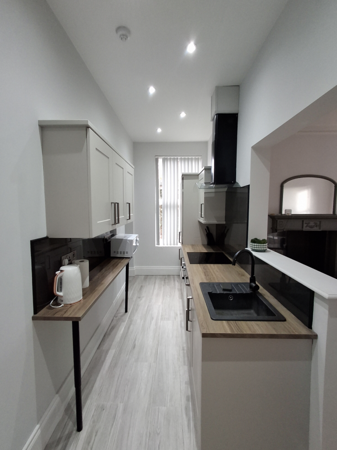Apartment 2, 12 Deramore Park