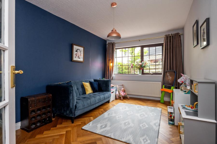 1 Malone Court Mews
