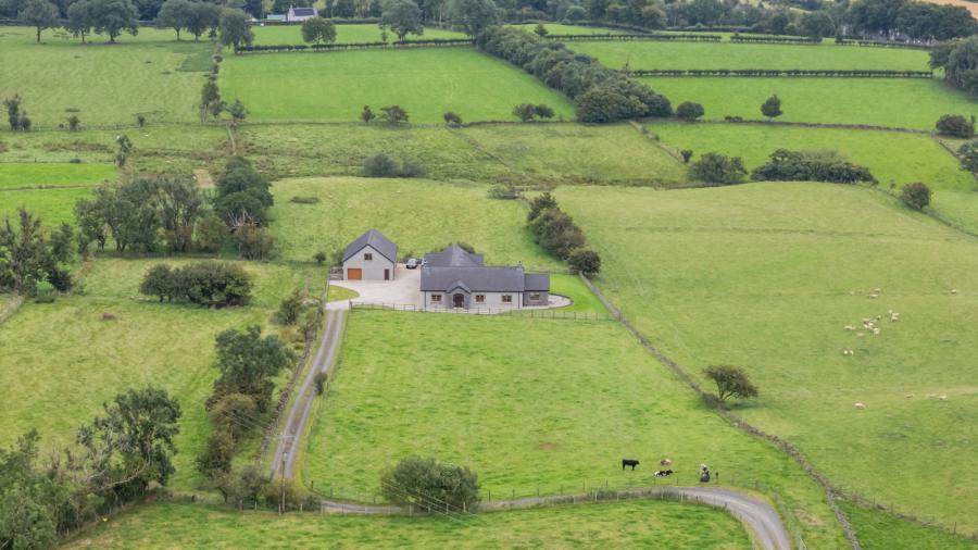 125 Knowehead Road