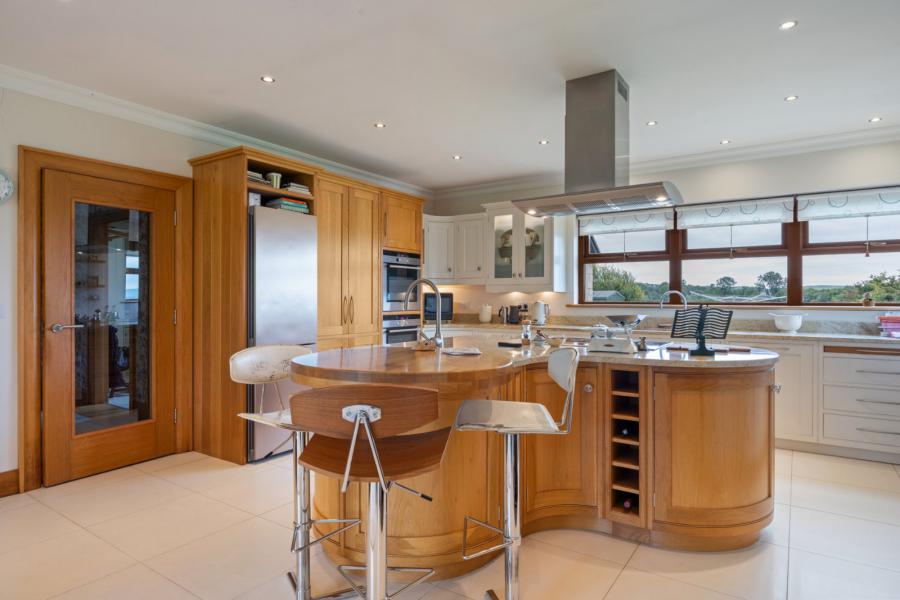 125 Knowehead Road
