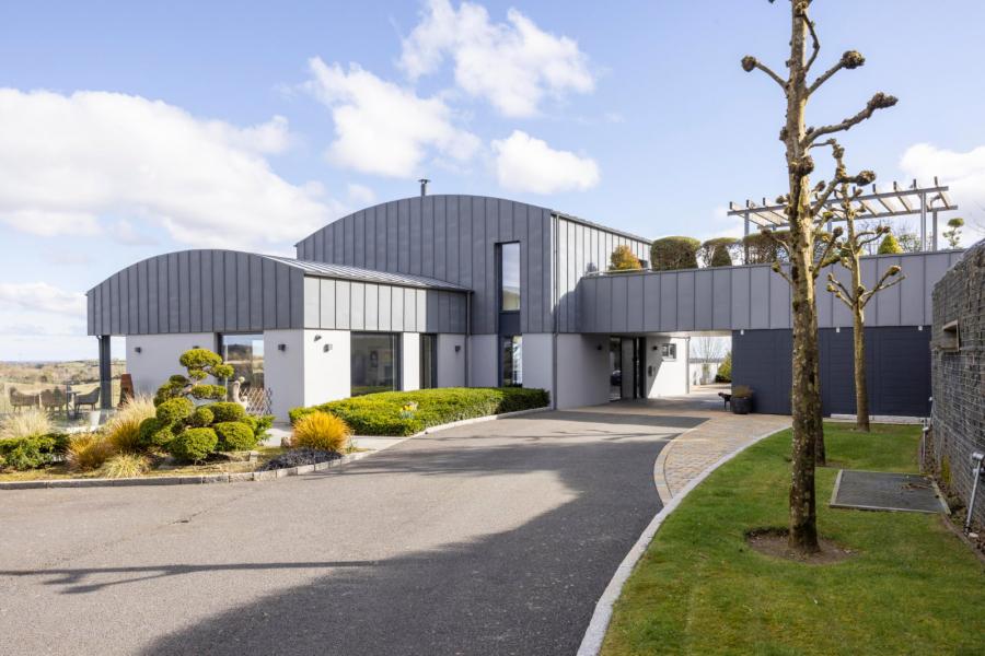 Robinsview, 94a Monlough Road
