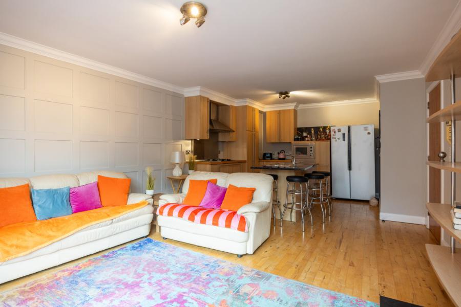 N6 Central Park, 33 Alfred Street
