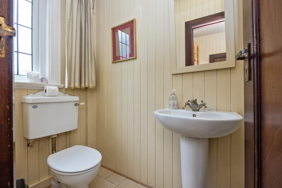 12 Cambourne Park