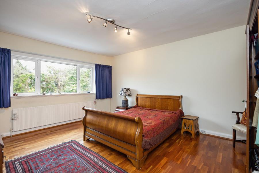 12 Cambourne Park