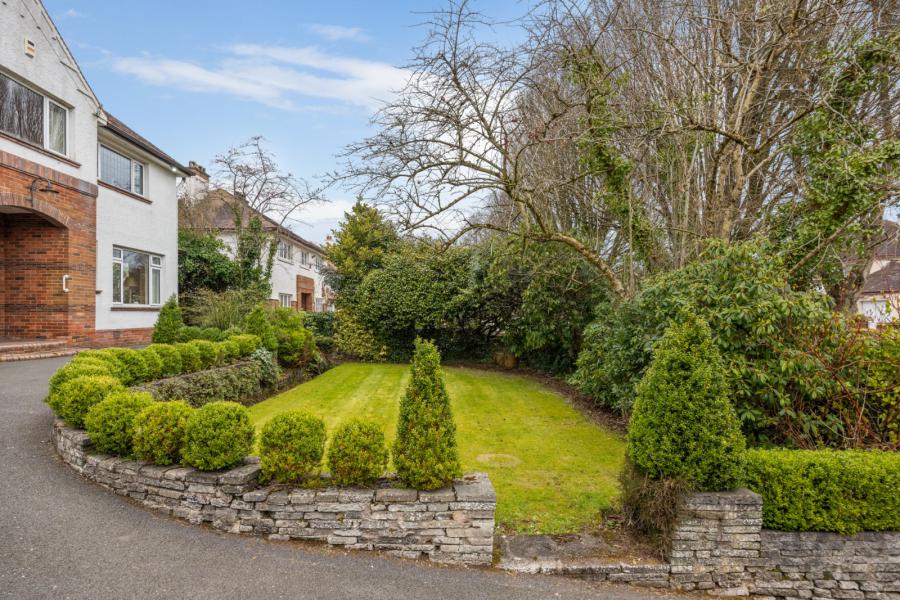 12 Cambourne Park