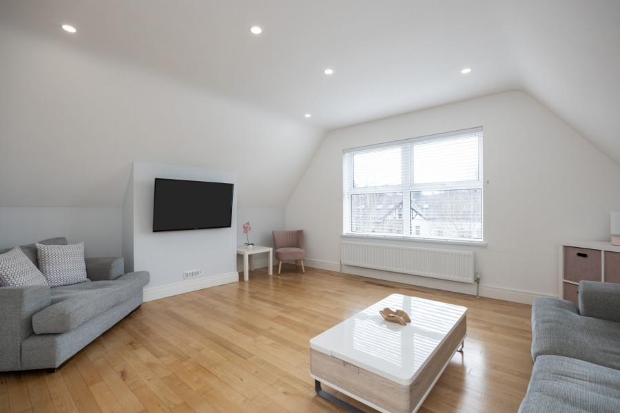 Apartment 9 Marlborough Manor, 48 Marlborough Park South