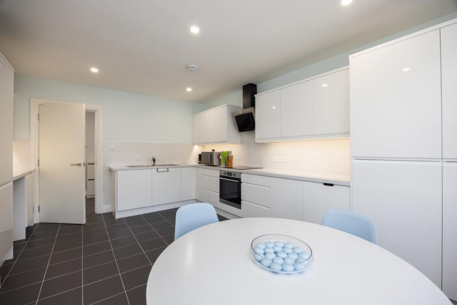 Apartment 9 Marlborough Manor, 48 Marlborough Park South