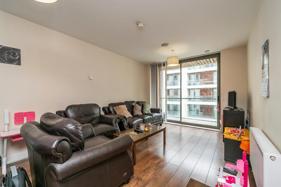 Apartment 6.20, The Arc