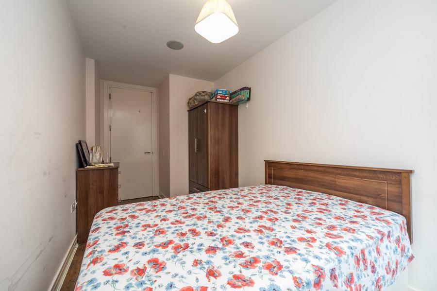 Apartment 6.20, The Arc