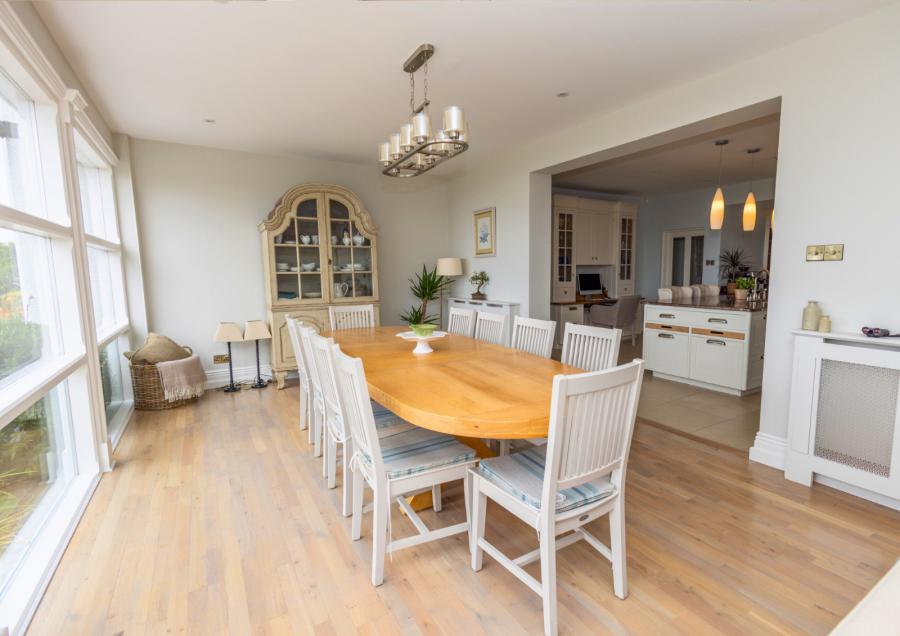 Clocgarran Hall, 43 Killowen Old Road