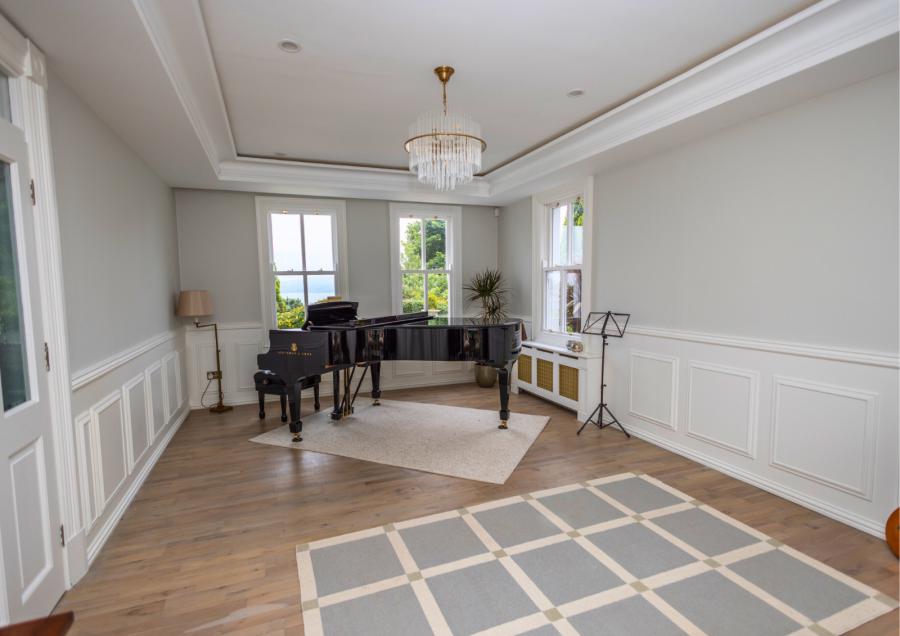 Clocgarran Hall, 43 Killowen Old Road