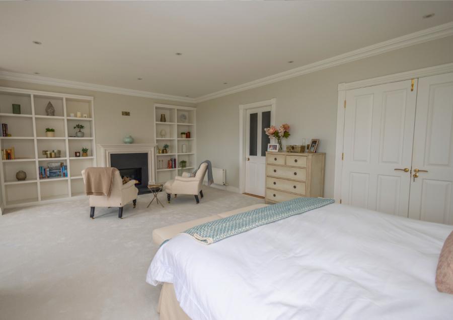 Clocgarran Hall, 43 Killowen Old Road