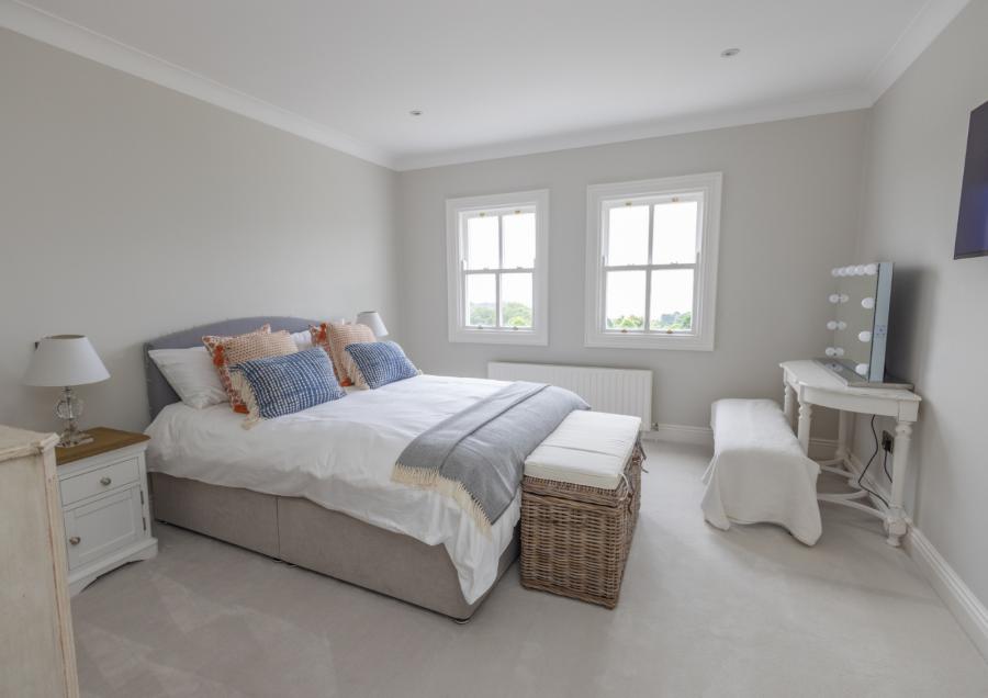 Clocgarran Hall, 43 Killowen Old Road