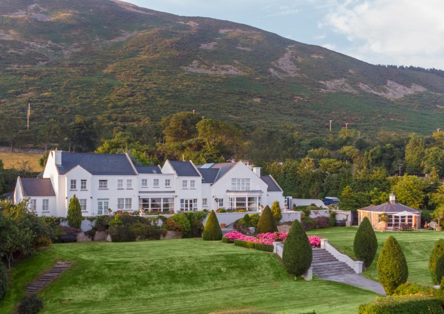 Clocgarran Hall, 43 Killowen Old Road
