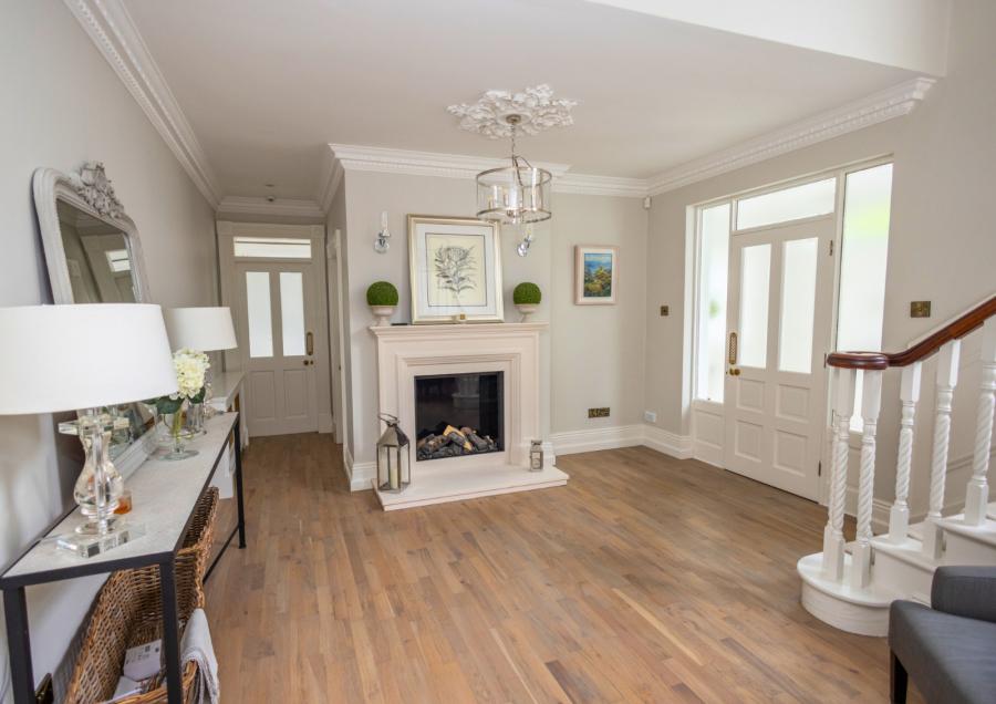 Clocgarran Hall, 43 Killowen Old Road