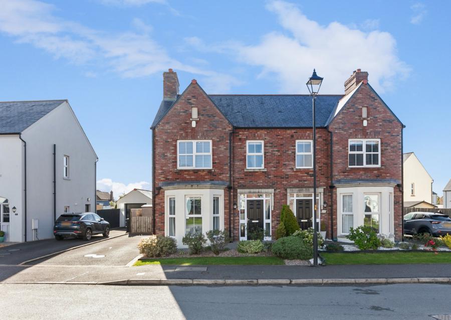 5 Hartley Hall Way, Greenisland, Carrickfergus, BT38 8SJ
