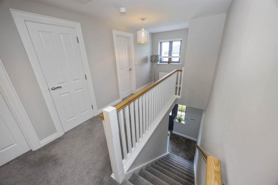 39 Ashgrove Walk
