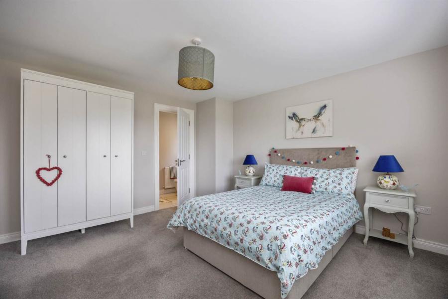 39 Ashgrove Walk