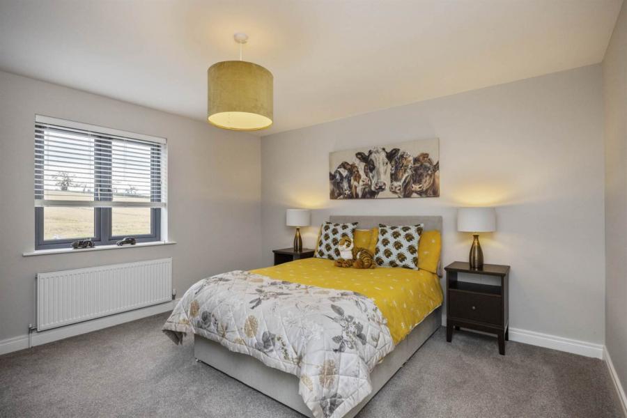 39 Ashgrove Walk