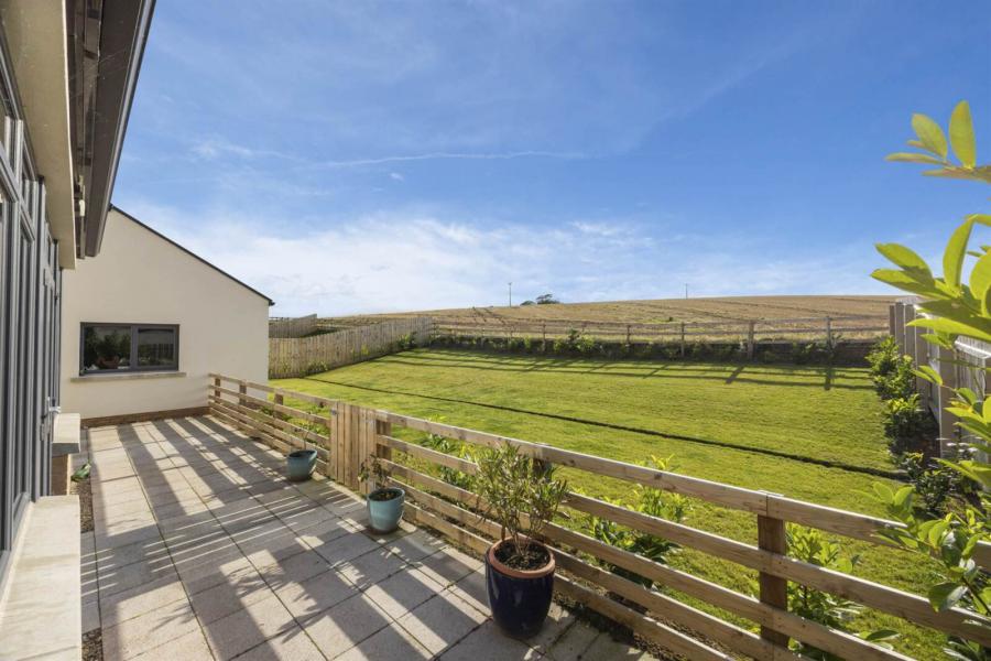 39 Ashgrove Walk