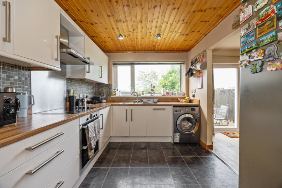 3 Alveston Drive