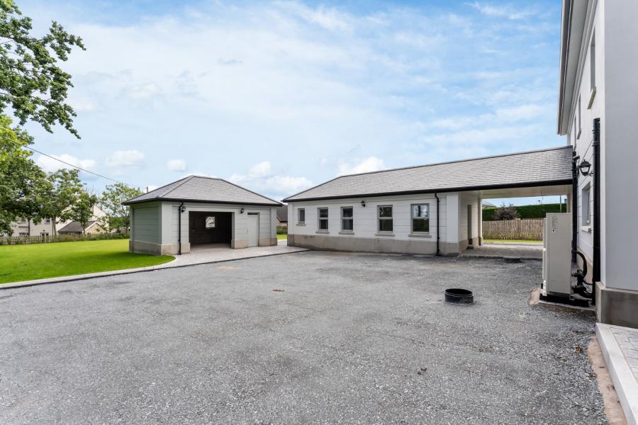 217 Clonmore Road
