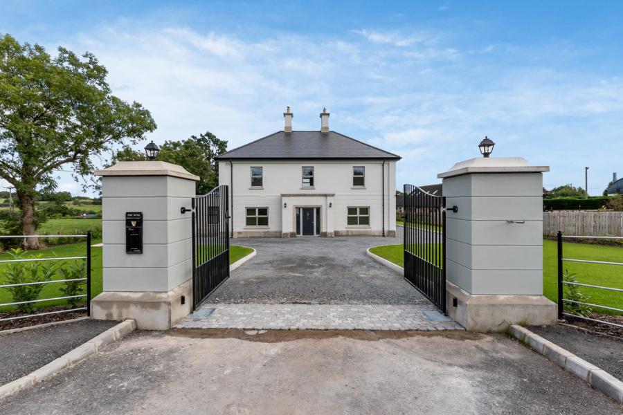 217 Clonmore Road