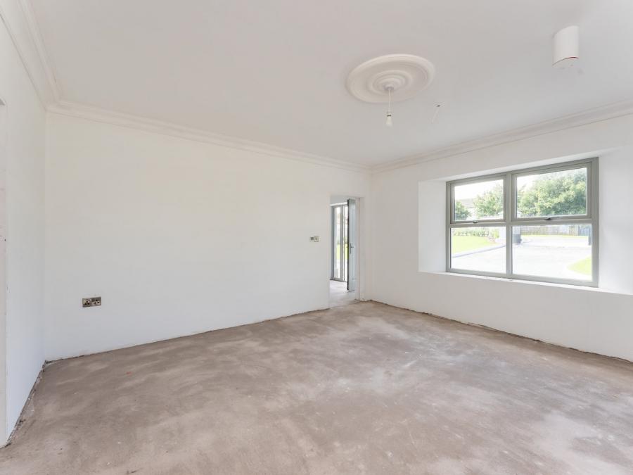 217 Clonmore Road