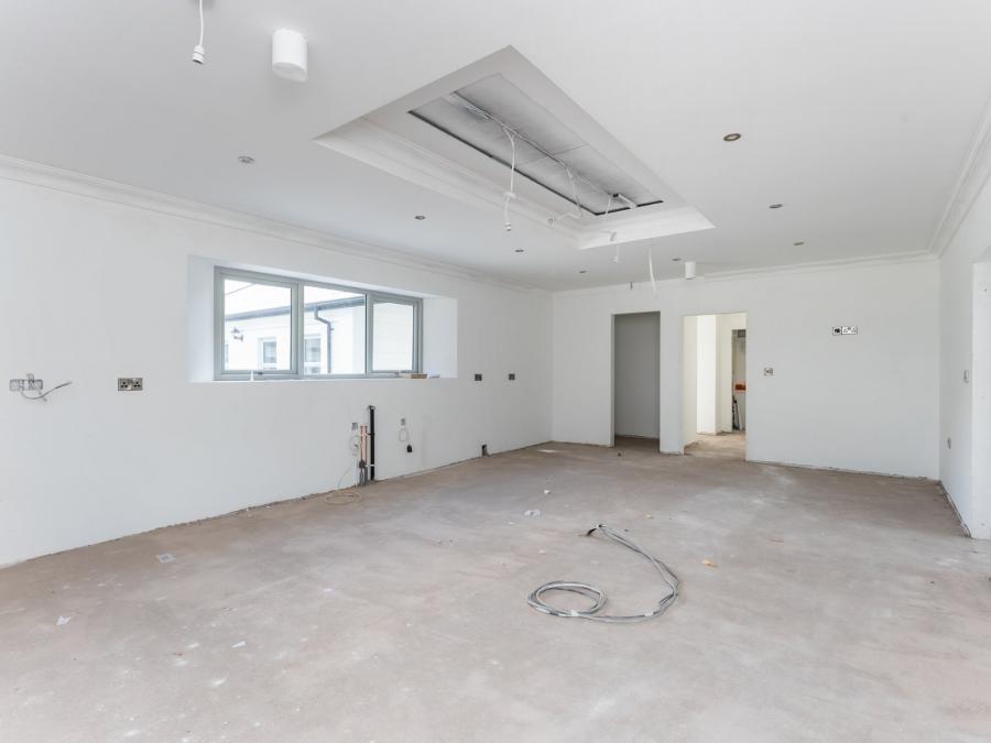 217 Clonmore Road