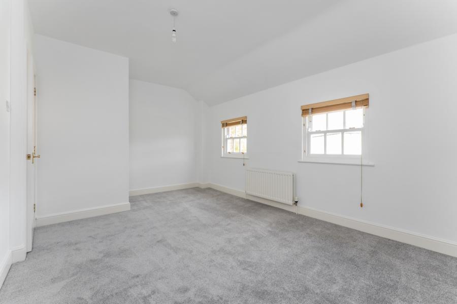 11 Kilwarlin Crescent