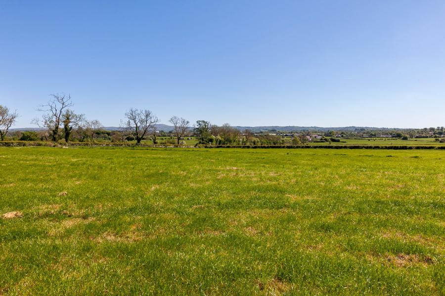 Hallfield House, 15 Randox Road