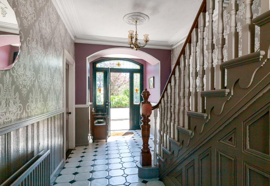 Hallfield House, 15 Randox Road