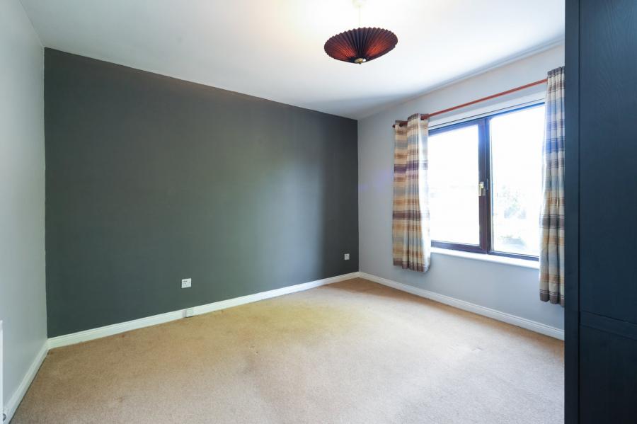 13 Ravenhill Reach Mews