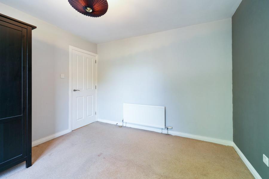 13 Ravenhill Reach Mews