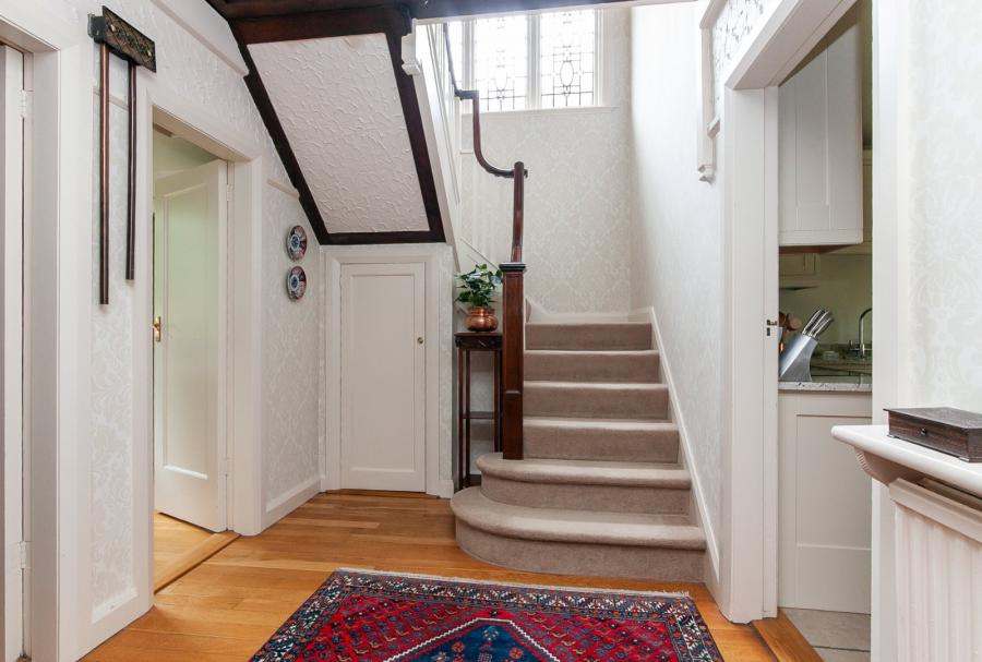 4 Bristow Park