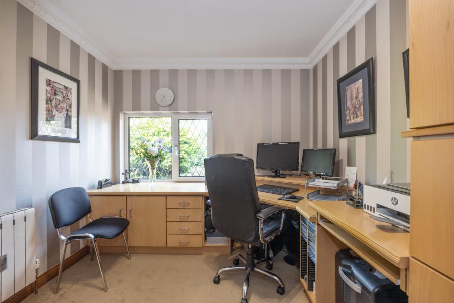 28 Tallbridge Road