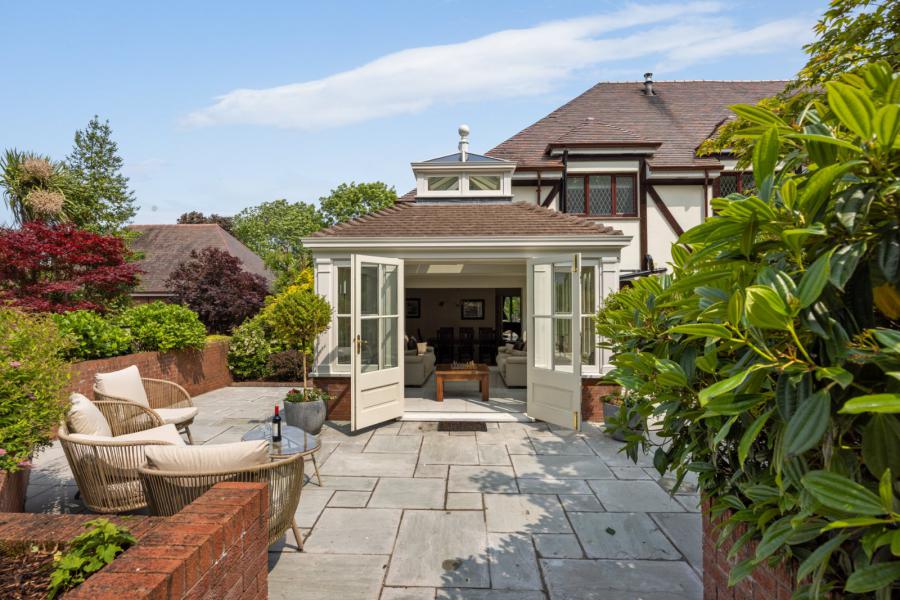 28 Tallbridge Road