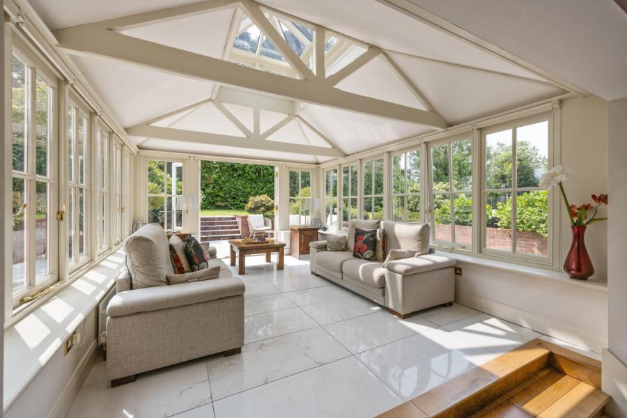 28 Tallbridge Road